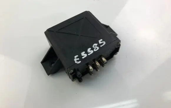 Mercedes-Benz S W126 Other relay 0025451132