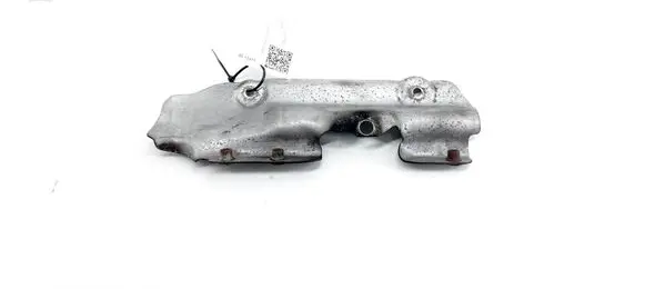 BMW 5 F10 F11 Heat shield in engine bay 7577005