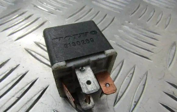Volvo S70 V70 V70 XC Other relay 9130269 003510-73
