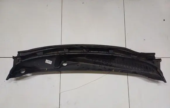 Nissan Note (E11) Wiper trim 668629U100