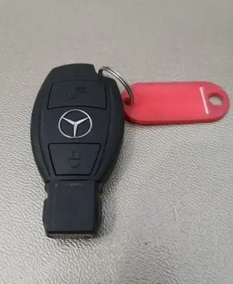 Mercedes-Benz B W245 Ignition key/card 
