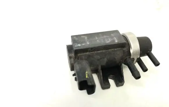 Volkswagen Golf I Turbo solenoid valve 7M5Q9E882AA 70051800