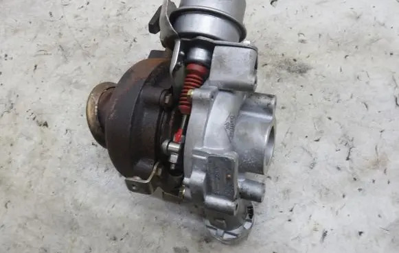 Nissan Qashqai Turbo KRIS235789