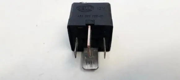 Opel Zafira A Other relay 90464760 V23134-K52-X220