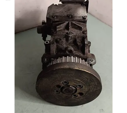 Audi A6 S6 C5 4B Fuel injection high pressure pump 059130106b 0470506006