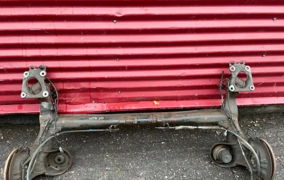 Peugeot 5008 Rear subframe 