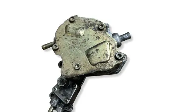 Volkswagen Golf IV Vacuum pump 038145209A