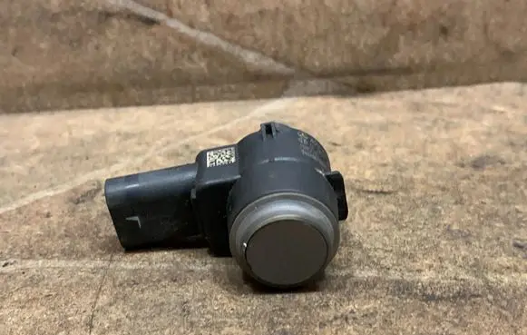 Mercedes-Benz C W204 Parking PDC sensor A2215420417