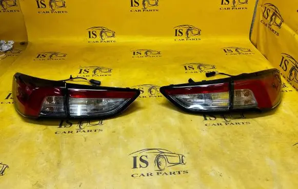 Ford Escape IV Rear/tail lights LJ6B13404AJ LJ6B13405AJ LJ6B13A602AL