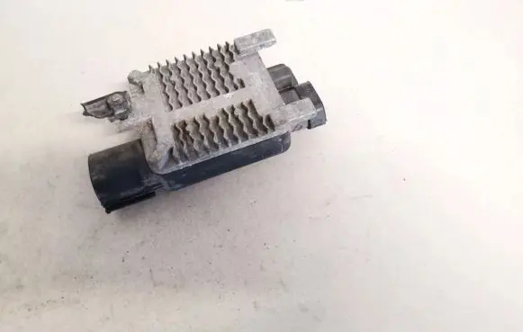 Ford Focus Coolant fan relay 940002906