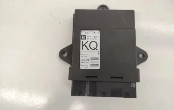 Opel Vectra C Door control unit/module 9227563