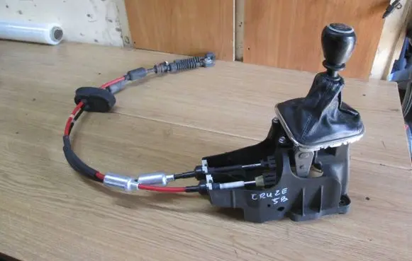 Chevrolet Cruze Gear shifter/selector