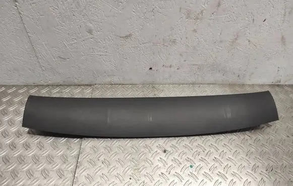 Volkswagen Tiguan Tailgate/trunk upper cover trim 5N0867707A