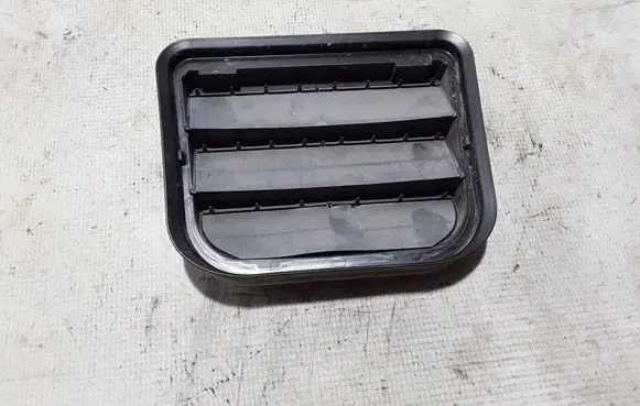 Volvo V60 Fender grill 31369380
