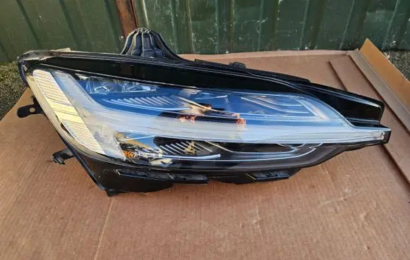 Volvo V60 Headlight/headlamp
