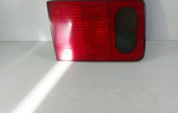 Audi A8 S8 D2 4D Tailgate rear/tail lights 4D0945093
