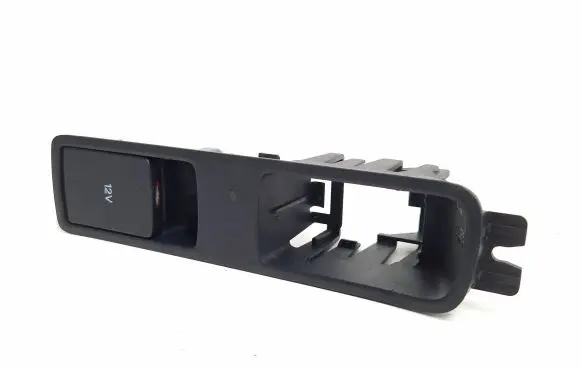 Audi Q3 8U 12 V Socket (front) 8U1863349B 5408701 RS521201