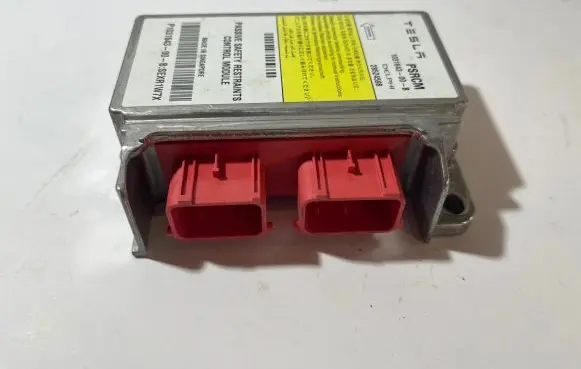 Tesla Model S Airbag control unit/module 103164300B 28524598 1031643