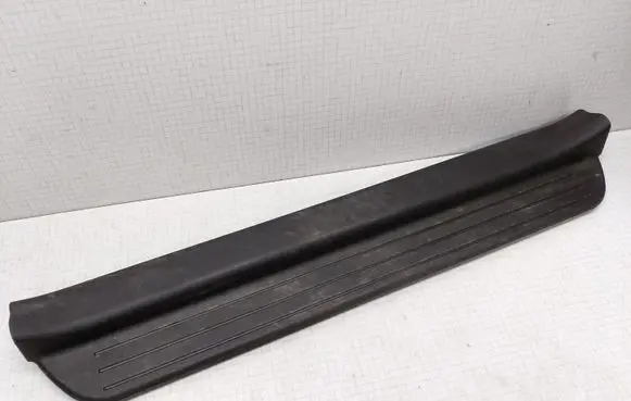 KIA Ceed Other sill/pillar trim element 858731H000
