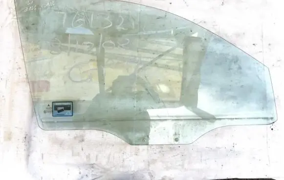 Mitsubishi Space Star Front door window glass four-door