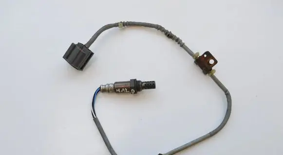 Mazda 3 I Lambda probe sensor 01H309922
