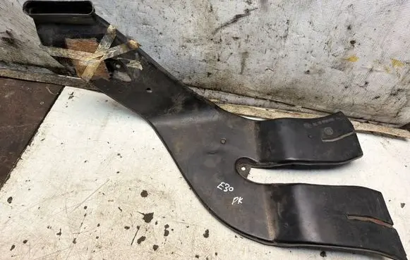 BMW 3 E30 Cabin air duct channel 64221913815