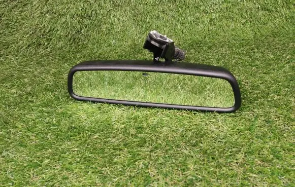 Land Rover Discovery 3 - LR3 Rear view mirror (interior) 5H2217A679AB