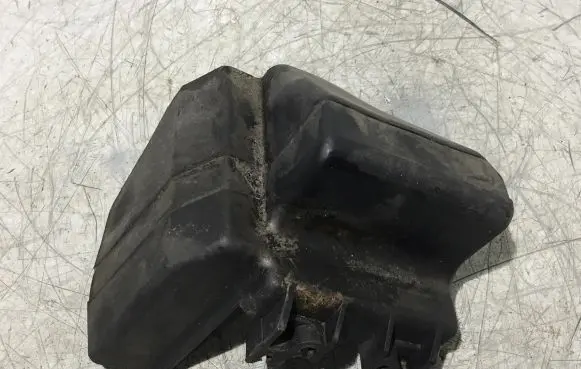 Peugeot Boxer Other engine bay part 1366611080