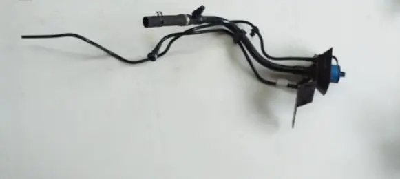 BMW X5 F15 AdBlue Liquid refill tube 7295657
