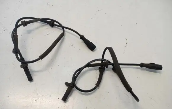 Renault Trafic III (X82) ABS rear brake sensor 479004618R