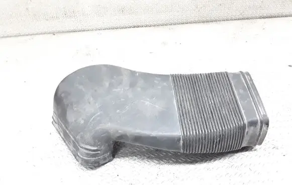Audi A6 S6 C5 4B Air intake duct part 8D0129617E