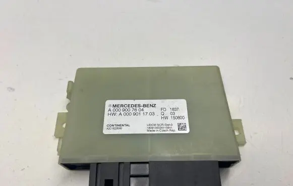 Mercedes-Benz E W213 Reducing agents exhaust control unit A0009007604 1809130026 A2C18228000