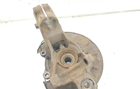 Land Rover Freelander 2 - LR2 Rear wheel hub