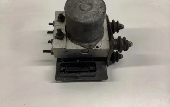 Audi A5 8T 8F ABS Pump 8K0907379