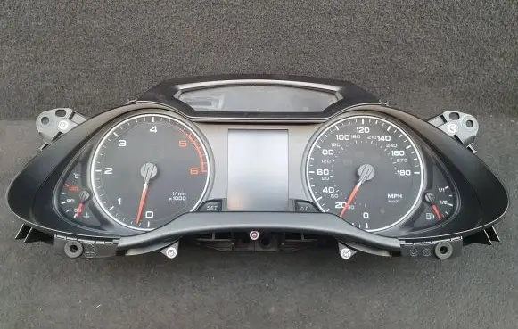 Audi A4 S4 B8 8K Speedometer (instrument cluster) 8K0920980B
