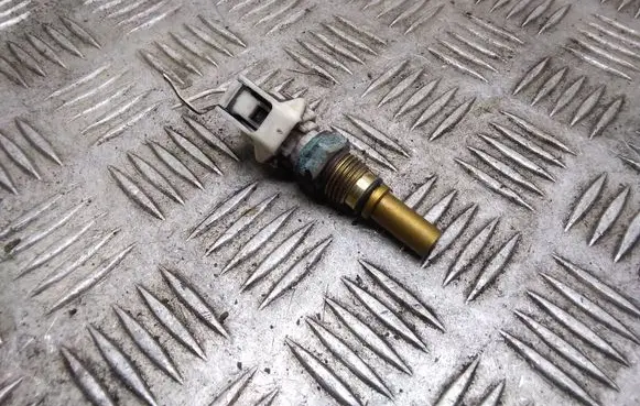 Toyota Avensis T250 Coolant temperature sensor 