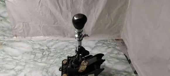 Ford Mondeo Mk III Gear shifter/selector 