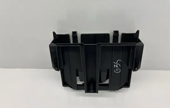 BMW 4 F36 Gran coupe Engine control unit holder 586509