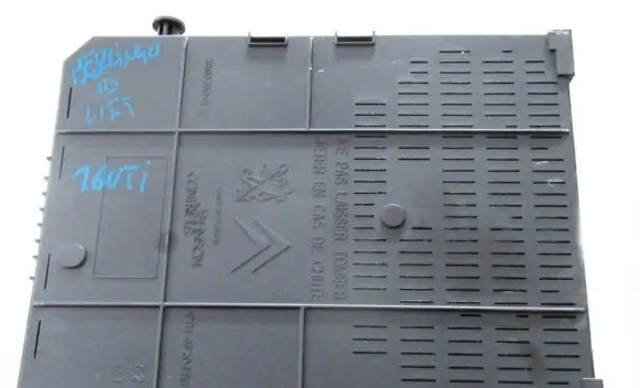 Citroen Berlingo Fuse box set 981218948000 NS11878468 282901103