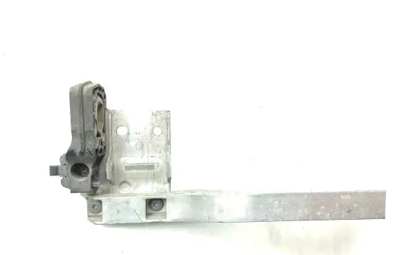 BMW 5 F10 F11 Radiator support slam panel bracket 7186513 7207151