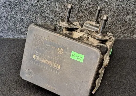 Volkswagen Golf V ABS Pump 1K0907379AC 1K0614517AF