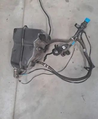 BMW 5 G30 G31 G38 AdBlue liquid reservoir 0W738141512B 182890633
