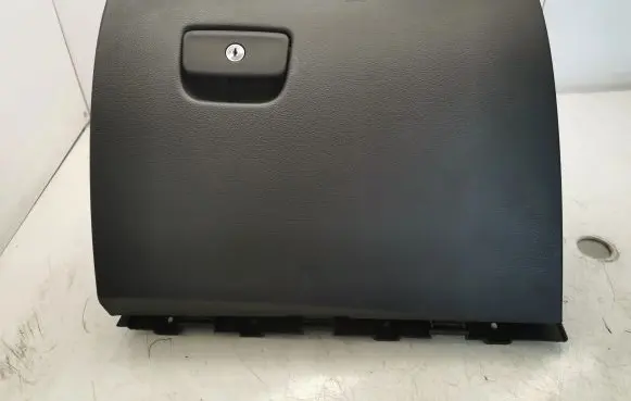 Jeep Grand Cherokee Glove box P01449129BL