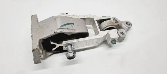 Nissan Qashqai J12 Engine mount bracket 113326UM0A 113606UM0A
