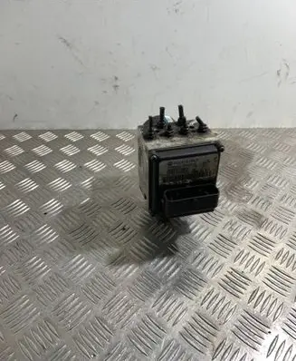 Volkswagen PASSAT B6 ABS Pump 3C0614109P