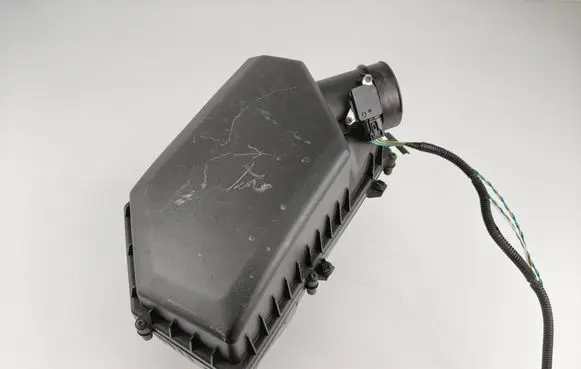 Volvo S60 Air filter box 31342521