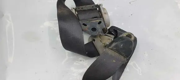 Toyota Avensis Verso Third row seat belt NOCODE