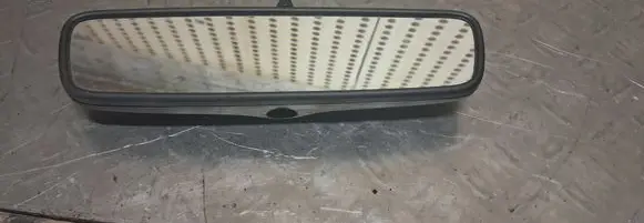 Rear view mirror (interior)
