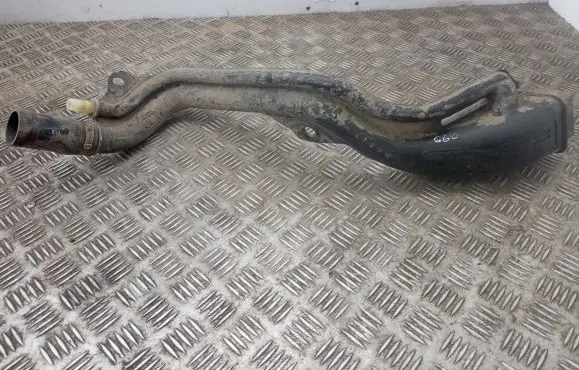 Renault Megane II Fuel tank filler neck pipe 8200267450 8200268928
