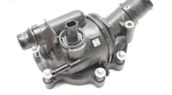Mercedes-Benz CLA C118 X118 Thermostat A2822030175